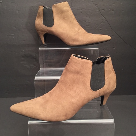 Zara Shoes - SOLD ON EBAY!! Zara Basics Ankle Boots Size 9